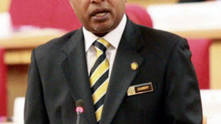 Zambry: Don't use MH17 tragedy to condemn govt