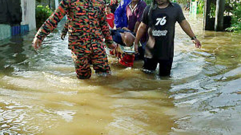 Number of flood victims in Malacca declines as of 8am