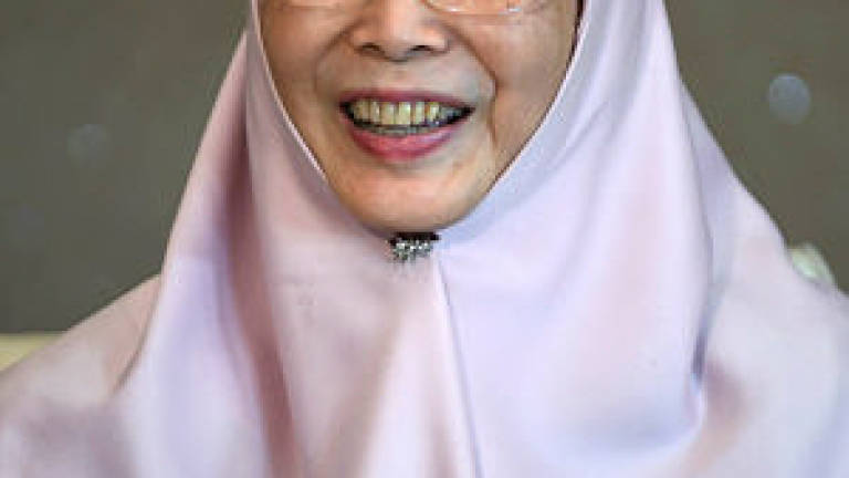 Women-in-Cabinet quota in due time: Wan Azizah