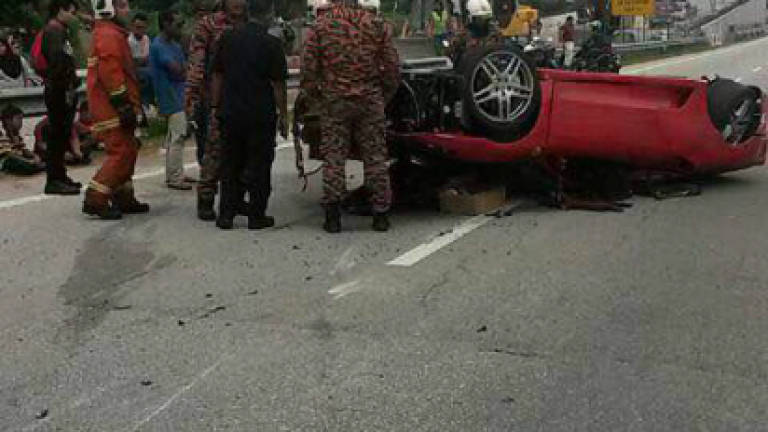 Foreign student crashes Ferrari in Duke highway