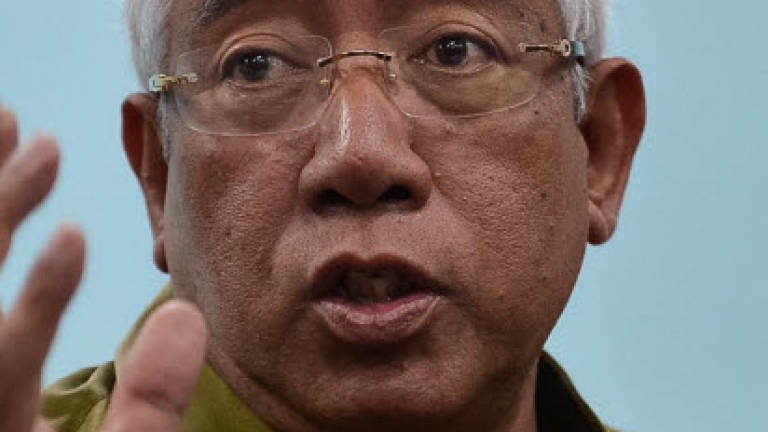 Kit Siang's statement a political comedy: Mahdzir