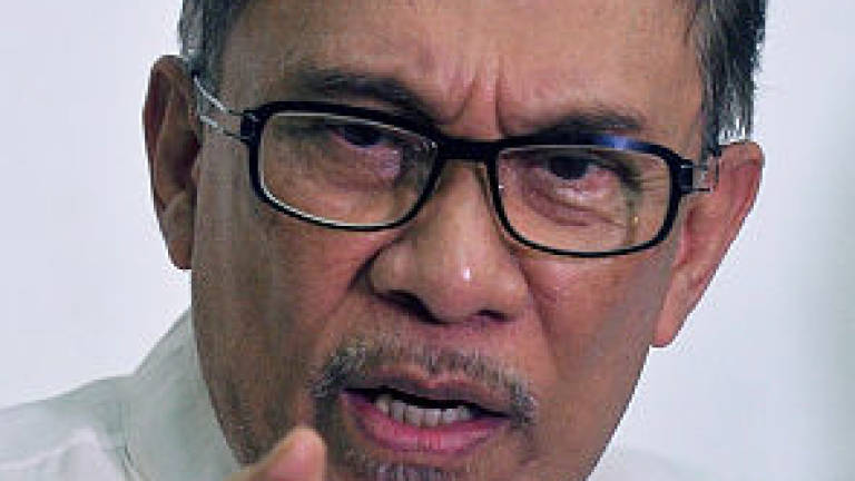 Anwar withdraws suit against EC for not allowing him to vote