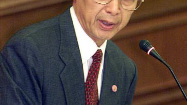 Former Thai PM Chuan Leekpai dashes hope of him following Mahathir's footstep