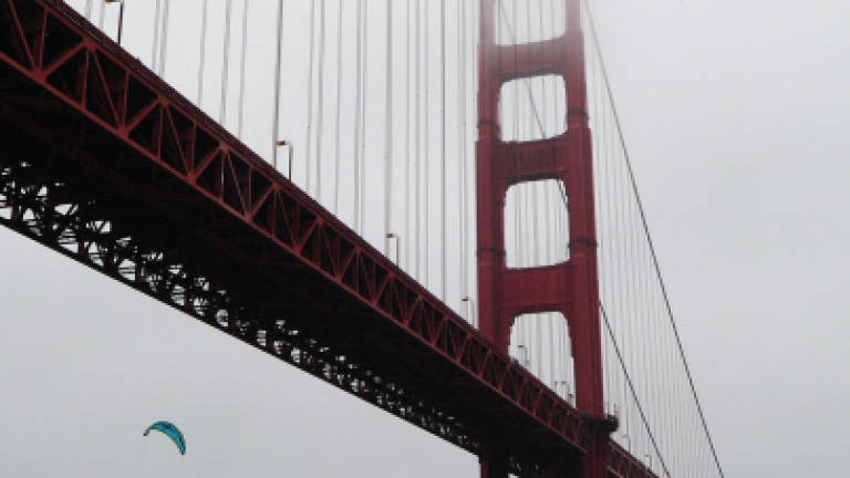 Golden Gate Bridge to get anti-suicide netting