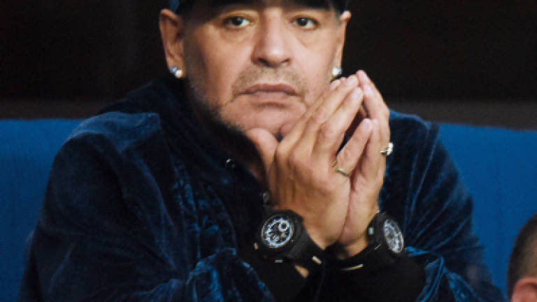 Maradona sees Argentina level Davis Cup final