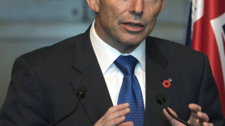 Abbott: EU should follow Australian example on boat people