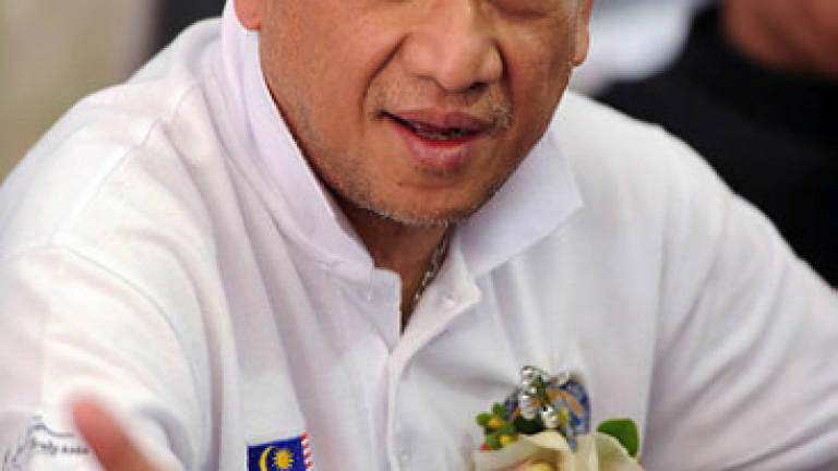 Tun M, Anwar combination will bring 'death': Nazri