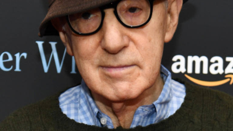 Woody Allen backlash grows as daughter says telling 'truth'