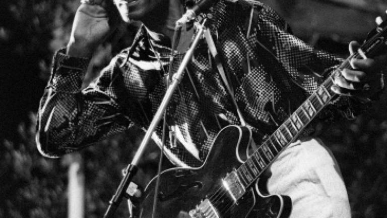 Rock 'n' roll father Chuck Berry dead at 90