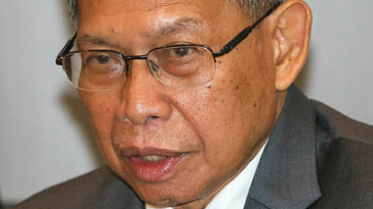 Mustapa: Dr M's declaration not returning to Umno not surprising