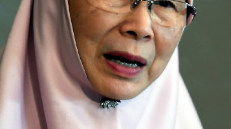 DPM Wan Azizah says ready to resign when Anwar becomes PM