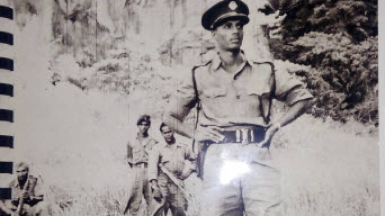 Hero police officer who served during communist insurgency dead at 85