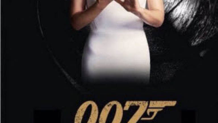 James Bond fan casting: After Elba, Gillian A?