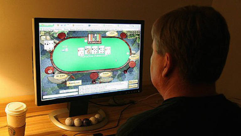 Family threatened by creditors due to 17-year-old's gambling debts