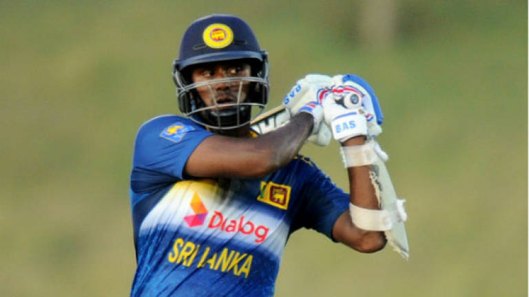 Sri Lanka give debut to teen Hasaranga in second ODI