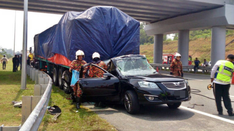 Six perish in collision in Lahad Datu