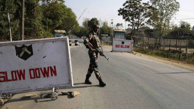 Pakistan accuses India of fresh firing across Kashmir border