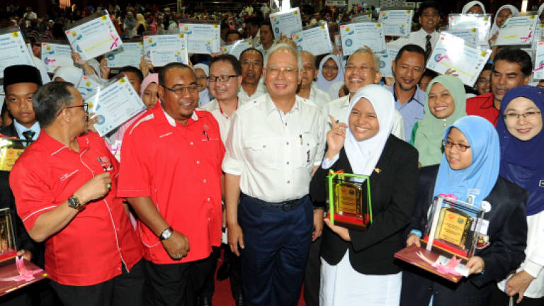 'Tun M is now U-turn champion': Najib