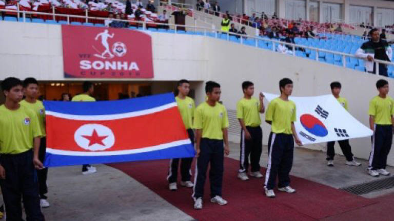 North and South Korea face off on Pyongyang football field