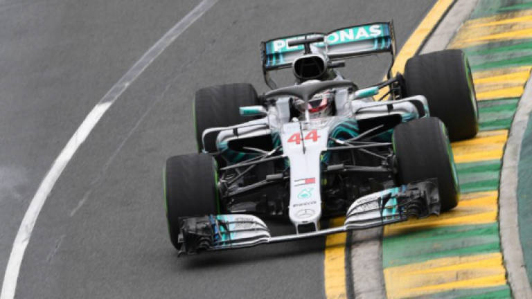 Hamilton's blistering lap to claim pole for Australian F1 GP
