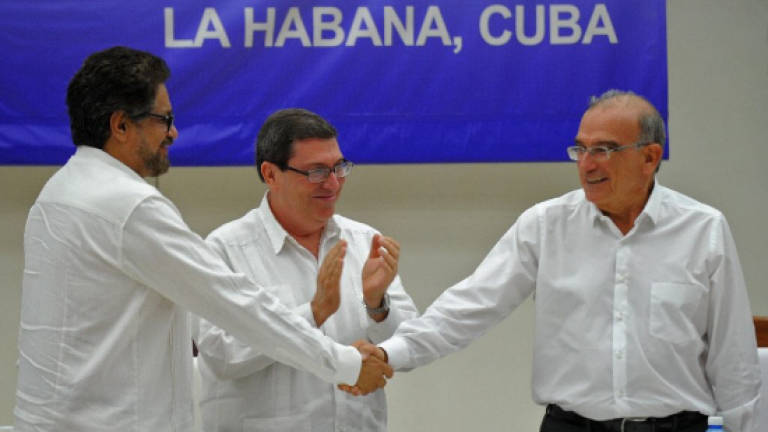 Colombia announces historic peace deal