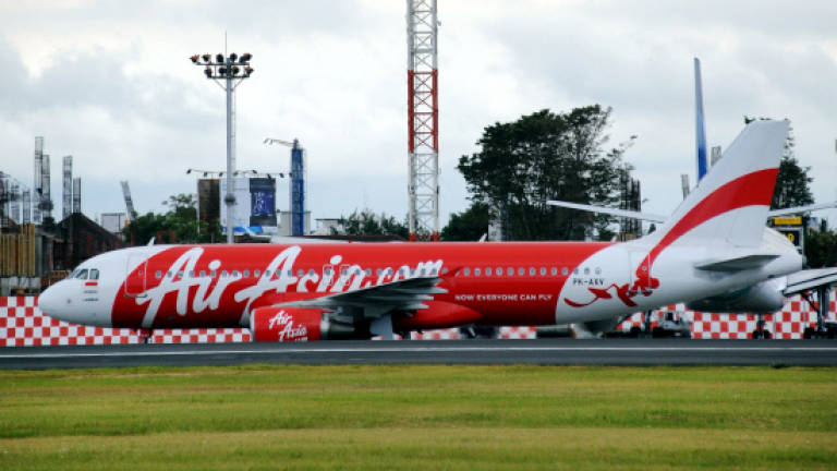 AirAsia Indonesia flight QZ7633 suffers technical glitch