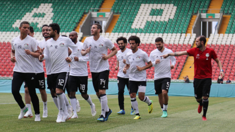 Egypt's Salah in apparent discomfort in World Cup training