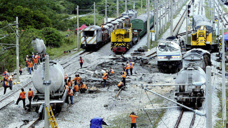 Derailment disrupts all KTM rail services