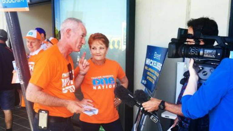 Fringe parties rise as Australians lose faith in mainstream