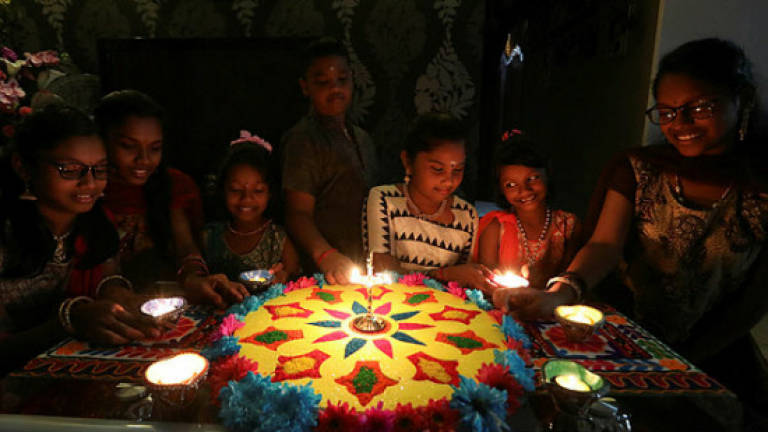 Deepavali: New house cheer for fire victim