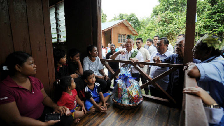 Najib: Govt to provide special additional aid to orang asli students