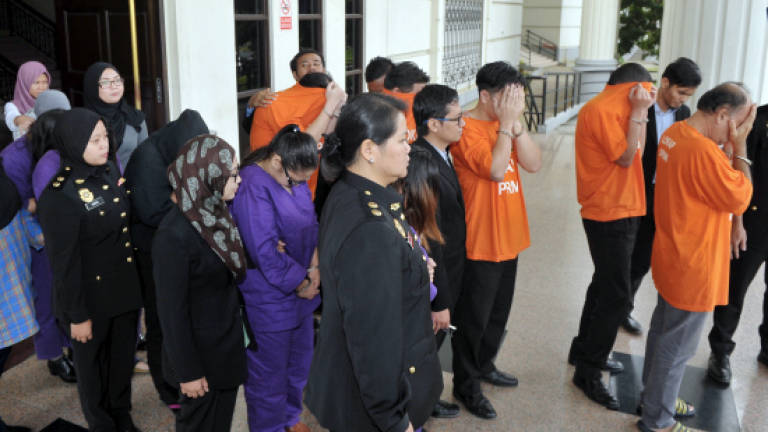 Six Sarawak immigration officers face graft charges
