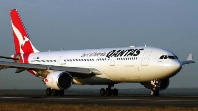 Australia's Qantas to continue flying over Iraq