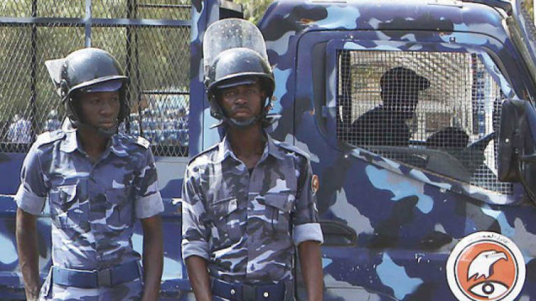 Knife attacker kills 3 in Sudan mosque: Police