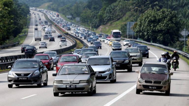 Take a break after every four hours of driving, study recommends