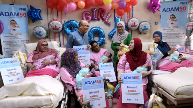 8 New Years' babies born at HKL the first ADAM50 incentive recipients