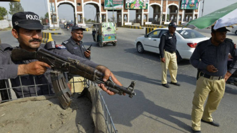 Pakistan police kill seven militants: Officials