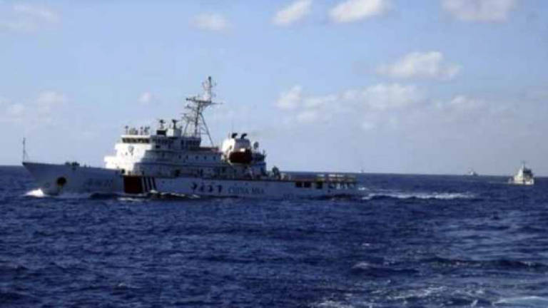 Chinese military conducts war games in South China Sea
