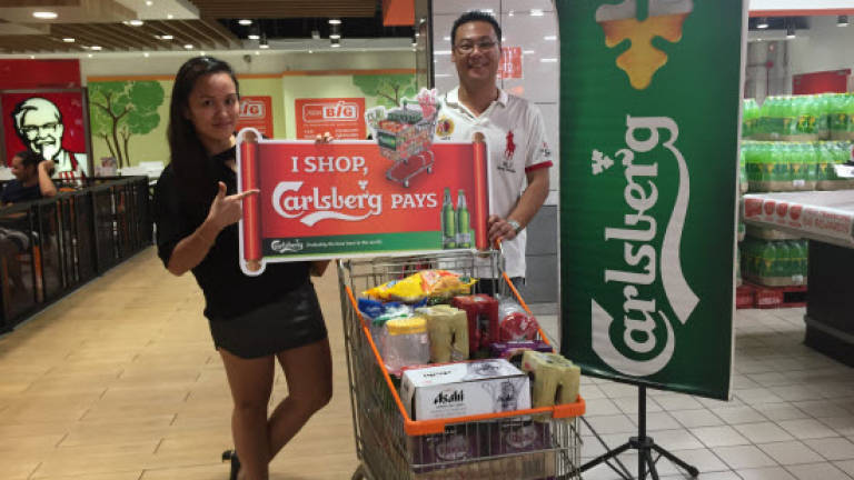 Carlsberg picks up the tab for 293 shoppers