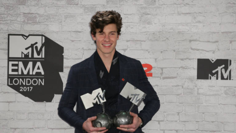 Shawn Mendes wins best artist at MTV Europe Music Awards