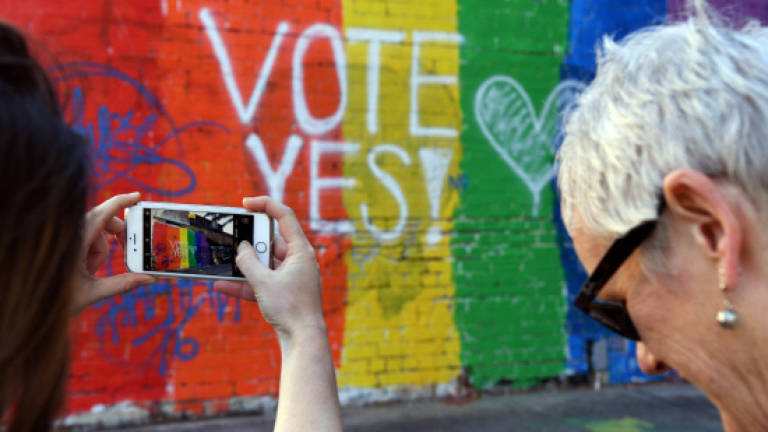 Australia court dismisses challenge to gay marriage postal vote