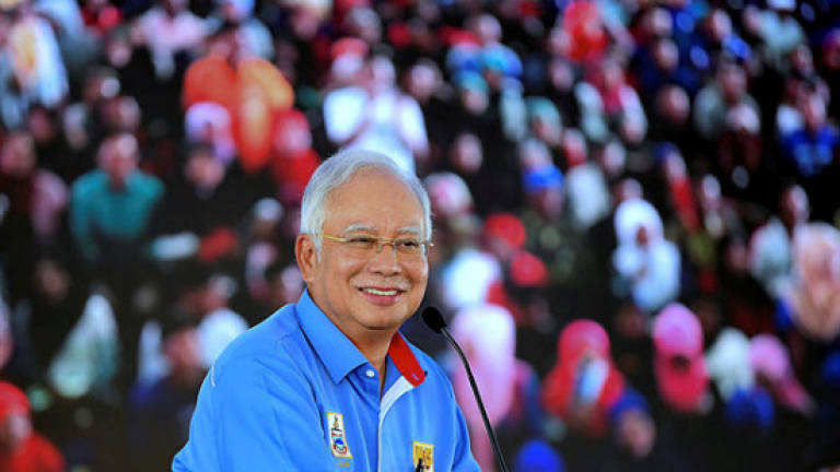 Najib announces financial incentives for taxi drivers