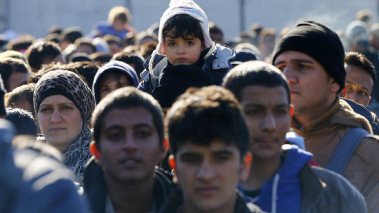Austria drafts law to deter most Afghan migrants