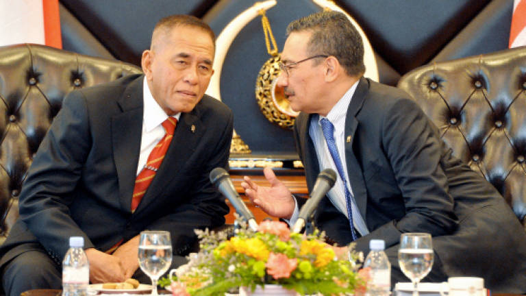 Malaysia, Indonesia agree to share intelligence information in combating IS threat