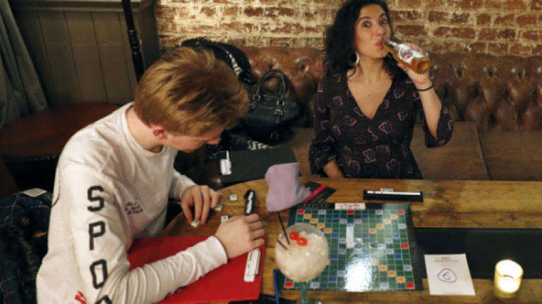 Londoners play dirty in erotic Scrabble speed dating