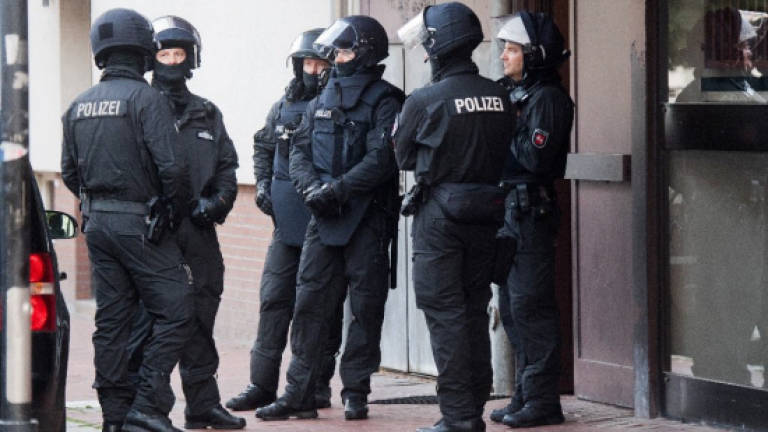German police arrest 3 Syrian IS suspects