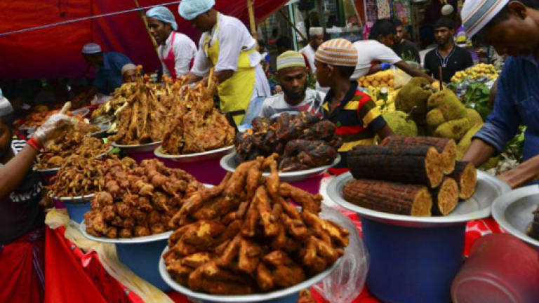 Story of stale food at Kuala Berang Ramadan bazaar is hot topic on Facebook