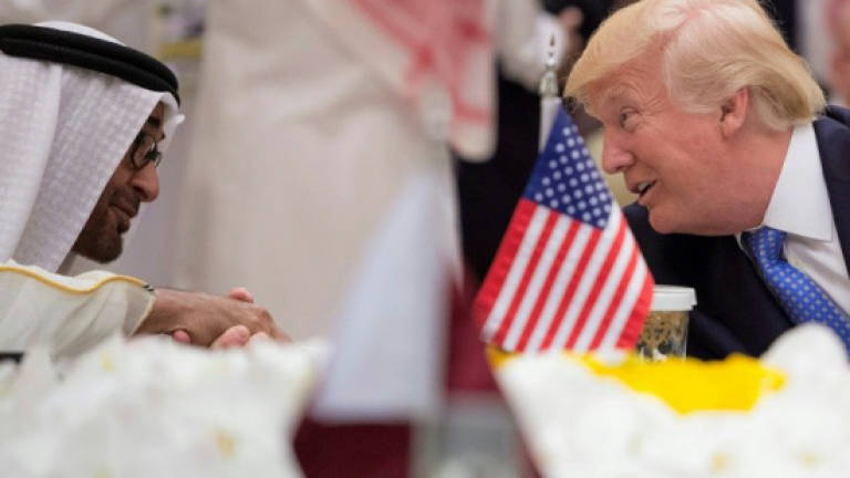 Trump to host UAE Crown Prince, calls for Gulf unity
