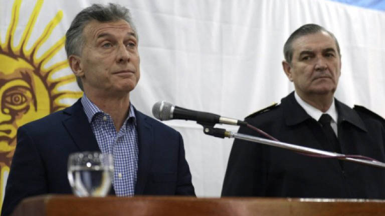 Argentina navy chief sacked over sub tragedy