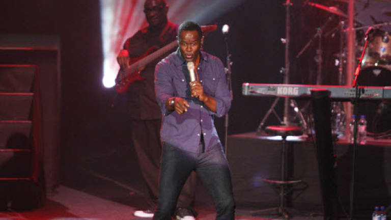 Grooving with Brian McKnight